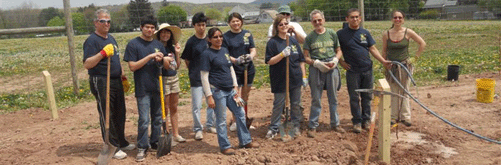 Cargill employee volunteers plant our orchard, Earth Day 2012