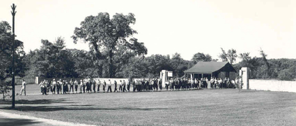Children entering the camp, 1952